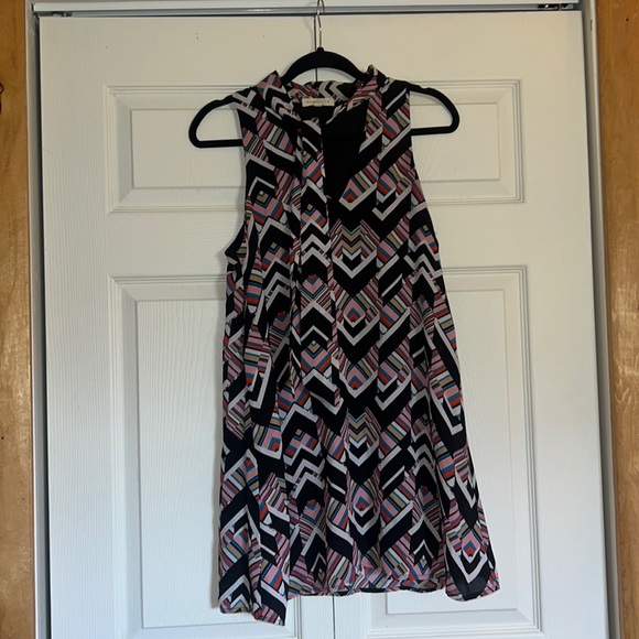 Socialite Multicolored geometric dress - Picture 2 of 4